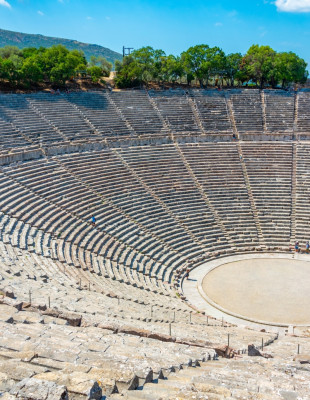 Ανακοινώθηκε το καλλιτεχνικό πρόγραμμα του Φεστιβάλ Αθηνών και Επιδαύρου 2026 - Όλα όσα δε θα χάσουμε αυτό το καλοκαίρι