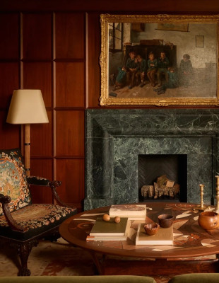 Η παραμυθένια έπαυλη γεωργιανού τύπου και η ρομαντική αναδιαμόρφωση που σεβάστηκε το παρελθόν της