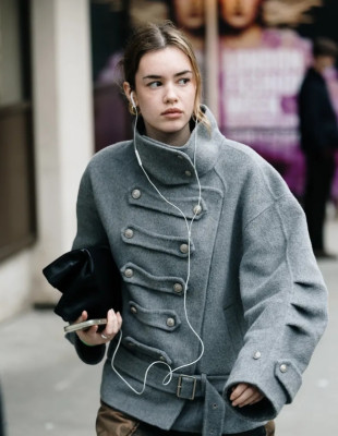 London Fashion Week: 5 τάσεις του street style που αναδείχθηκαν στους δρόμους της Βρετανικής πρωτεύουσας