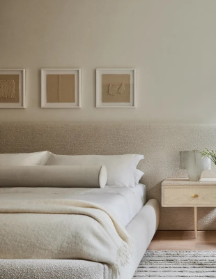 Πώς θα ανανεώσετε την κρεβατοκάμαρά σας για την άνοιξη χωρίς μεγάλες αλλαγές