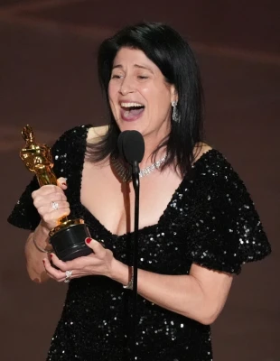 Η ελληνοαμερικανικής καταγωγής Cassandra Kulukundis είναι η πρώτη casting director που βραβεύτηκε με Oscar