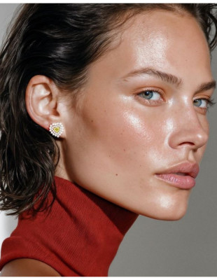 Έχετε μαύρους κύκλους; Τα makeup tricks που θα τους εξαφανίσουν και θα κάνουν τα μάτια σας να δείχνουν ξεκούραστα σε χρόνο dt