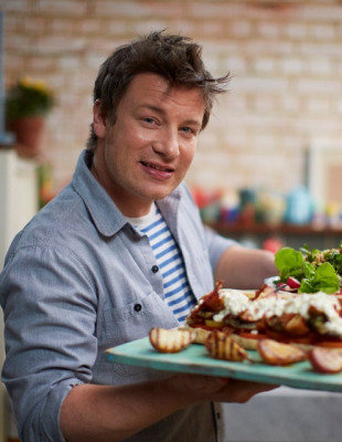 Προετοιμαζόμαστε για το τραπέζι του Πάσχα με τη βοήθεια του Jamie Oliver