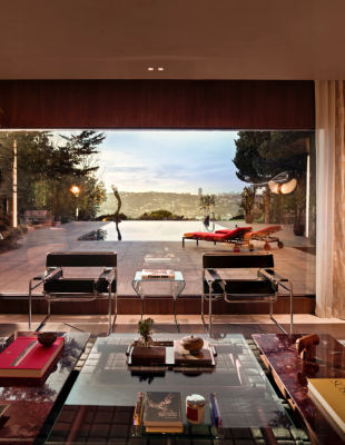 Στην Κωνσταντινούπολη, η εκπληκτική Vaniköy Villa ορίζει έναν αρχιτεκτονικό διάλογο με το τοπίο