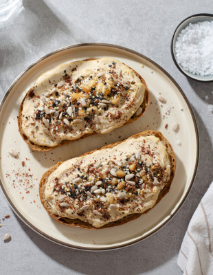 4 πεντανόστιμες συνταγές που θα σας πείσουν να εντάξετε το ταχίνι στην καθημερινότητά σας