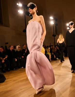 Dopamine Dress: Τα χρώματα της άνοιξης που ανυπομονούμε να δοκιμάσουμε