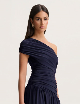 Καλεσμένη σε γάμο; 5 εντυπωσιακά hairstyles που μπορείτε να πετύχετε μόνες σας