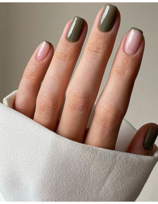 Αν σας αρέσουν τα κοντά νύχια, αυτό είναι το σχήμα που τα κολακεύει περισσότερο