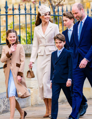 Kate Middleton - Πρίγκιπας William: Η επιστροφή τους στην πασχαλινή λειτουργία μετά από δύο χρόνια στο παρεκκλήσι του Αγίου Γεωργίου