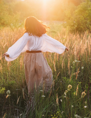 Πώς η αλλαγή της ώρας επιδρά θετικά στην ψυχολογία μας σύμφωνα με την επιστήμη