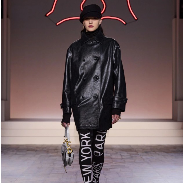 Dior Fall '24 Ready-To-Wear: Η συλλογή που γεφυρώνει τη δυναμικότητα της Νέας Υόρκης με το Parisian aesthetic
