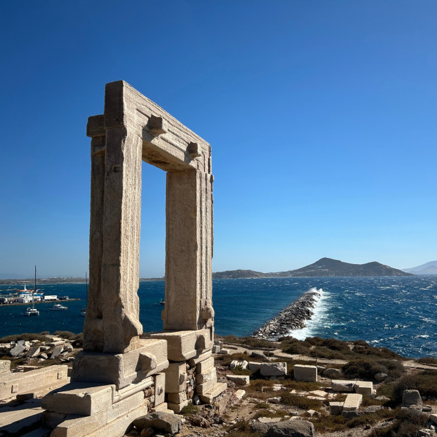 An Art Lover's Guide: Οι must-see εκδηλώσεις του Ιουλίου στα πιο κοσμοπολίτικα νησιά της Ελλάδας