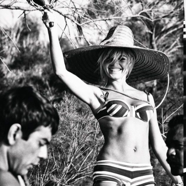 Αθέατες φωτογραφίες της Brigitte Bardot αποκαλύπτουν την πιο intimate πλευρά του εαυτού της που λίγοι είχαν γνωρίσει
