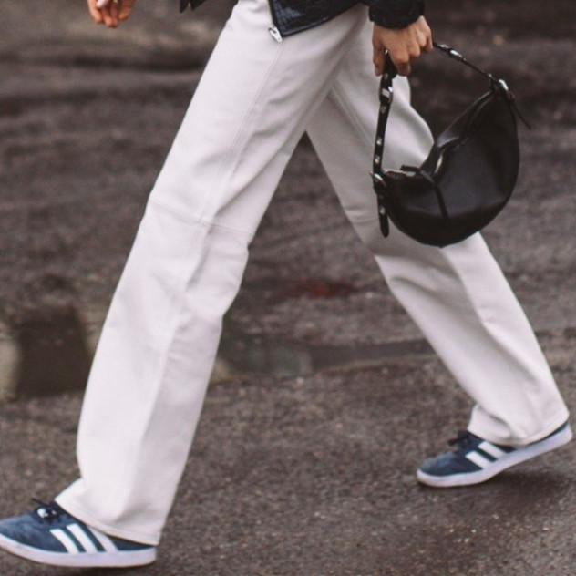 Οι τάσεις στα sneakers που θα δεν θα μπορούμε να αντισταθούμε τους επόμενους μήνες 
