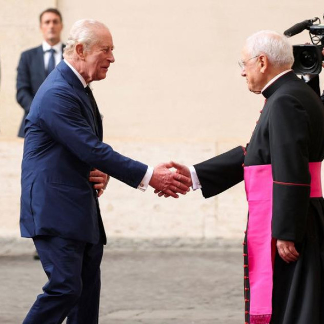 Γιατί η συνάντηση του Βασιλιά Καρόλου με τον Πάπα Λέων ΙΔ΄  στο Βατικανό θεωρείται η πιο ιστορική; 