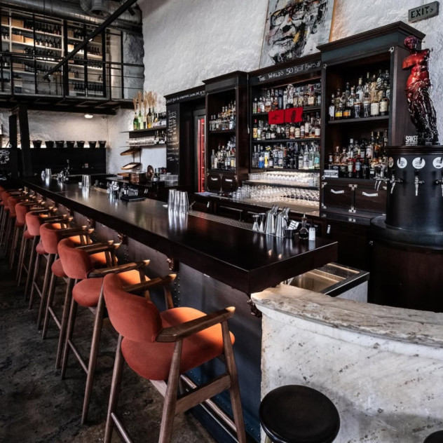Τρία αθηναϊκά bars ανάμεσα στα καλύτερα του κόσμου για το 2025, ενώ για πρώτη φορά η κορυφή ανήκει στην Ασία
