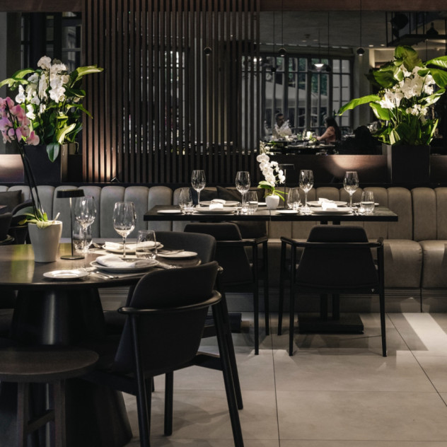 Ένα από τα πιο εμβληματικά εστιατόρια της πόλης υπογράφει τις κορυφαίες γαστρονομικές δημιουργίες της σεζόν Ένα από τα πιο εμβληματικά εστιατόρια της πόλης υπογράφει τις κορυφαίες γαστρονομικές δημιουργίες της σεζόν