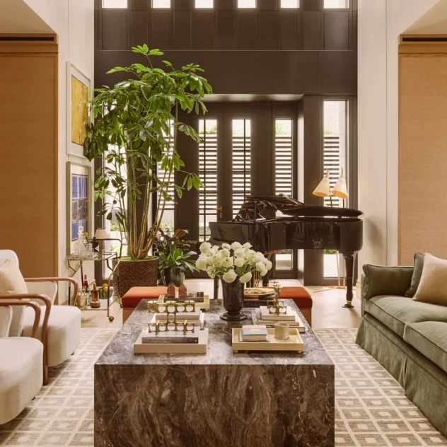 Στη λονδρέζικη συνοικία Mayfair ξεπροβάλλει ένα υπερ-κομψό διαμέρισμα με αισθητική Art Deco
