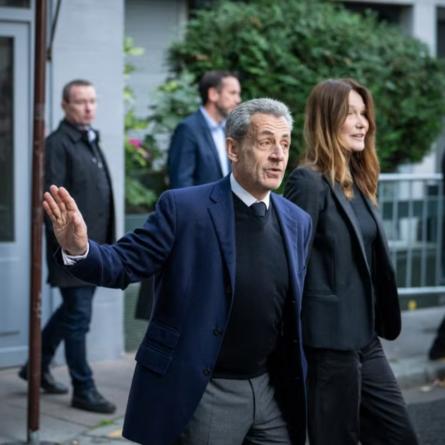 Η πρώτη μέρα του Nicolas Sarkozy στη φυλακή -  Η νέα καθημερινότητα, οι αντιδράσεις και το μέλλον του πρώην προέδρου