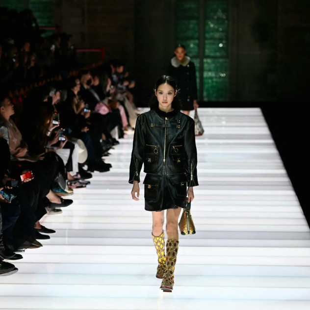 Ο οίκος Louis Vuitton προσγειώνεται στη Νέα Υόρκη για την Cruise 2027 collection 