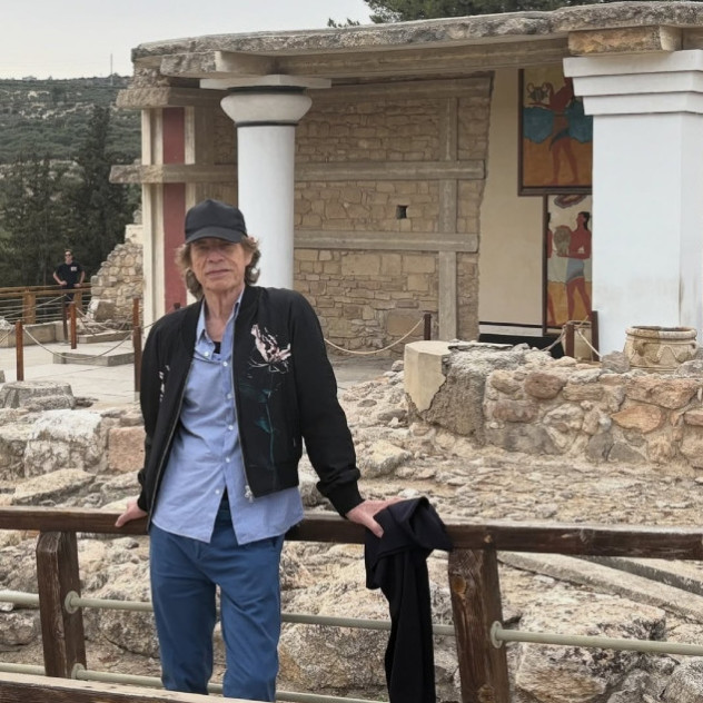 Ο θρυλικός Mick Jagger βρίσκεται στην Κρήτη: Το ιστορικό των προηγούμενων, αξεπέραστων ερχομών του στη χώρα μας