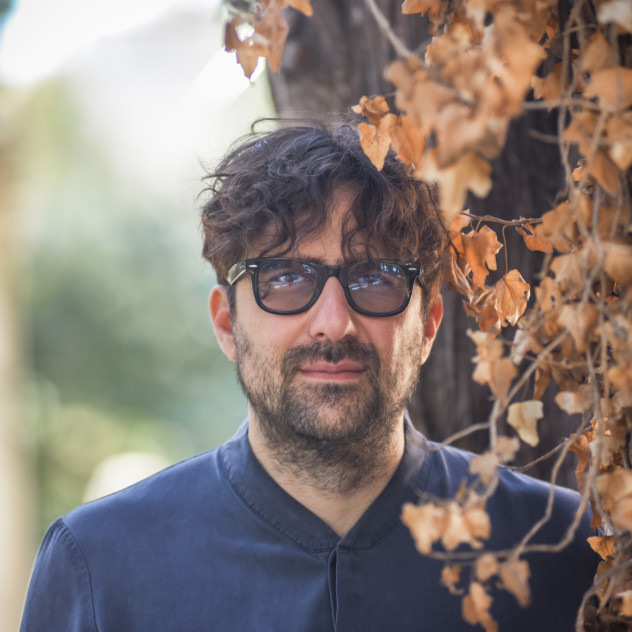 Με αφορμή την εκπροσώπηση της Ελλάδας στα Όσκαρ 2026 με την ταινία του 'Arcadia', o Γιώργος Ζώης αποκαλύπτει τα μυστικά της δημιουργίας του