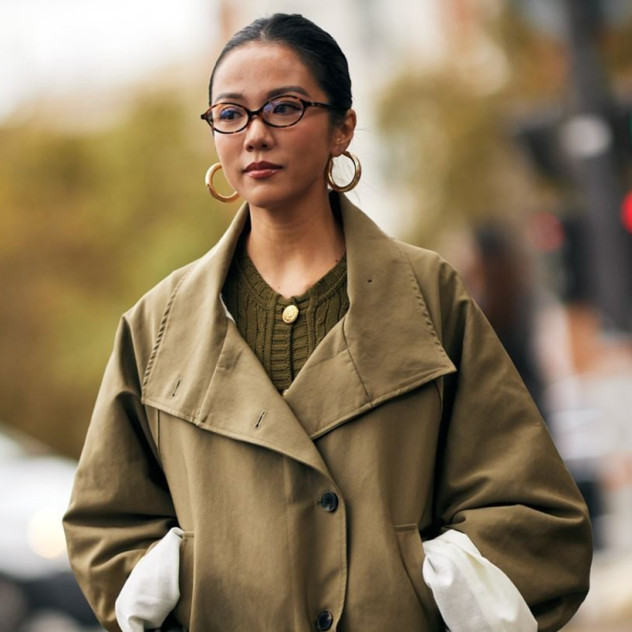 Το olive green είναι το νέο μαύρο του χειμώνα και εμείς σας παρουσιάζουμε τα πιο fashionable designs