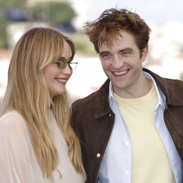 Όταν η Jennifer Lawrence και ο Robert Pattinson αποκαλύπτουν τι πραγματικά σκέφτονται