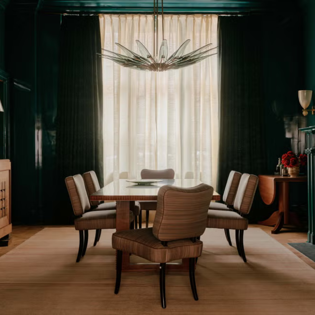 Μια εκκλησία του 1890 στο Manhattan μετατράπηκε σε μεζονέτα που αγκαλιάζει το χρώμα και τις αντιθέσεις