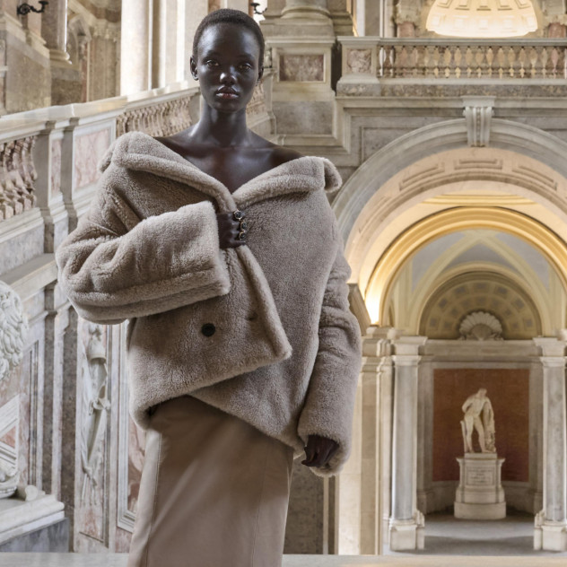 Η Max Mara προσγειώνεται για δεύτερη φορά στη Σαγκάη για να παρουσιάσει τη Resort 2027 collection 