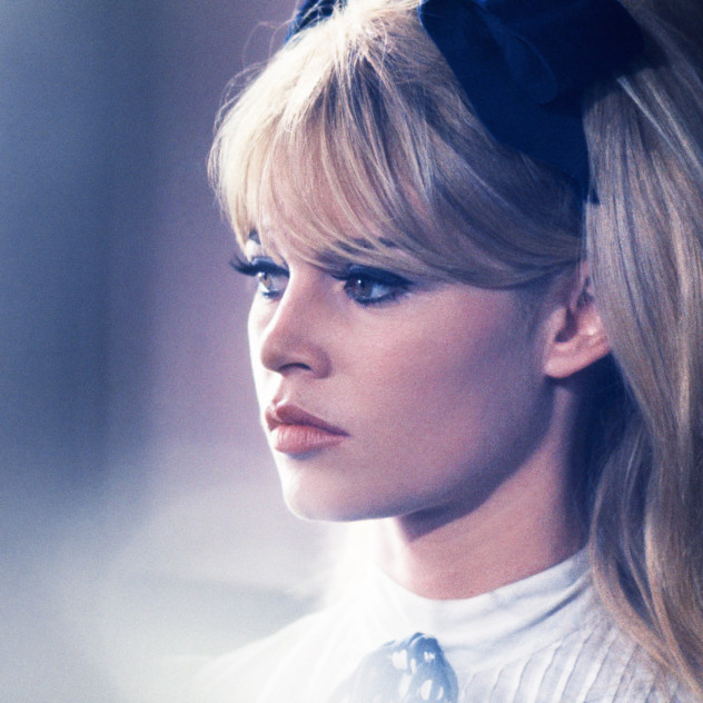 Οι iconic στιγμές που η Brigitte Bardot απέδειξε πως ήταν το απόλυτο sex symbol κι έμεινε για πάντα στην ιστορία