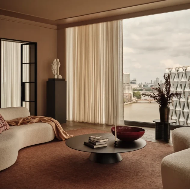 Ένα Penthouse στο Λονδίνο συνδυάζει την ιταλική τέχνη με την αγγλική θέα