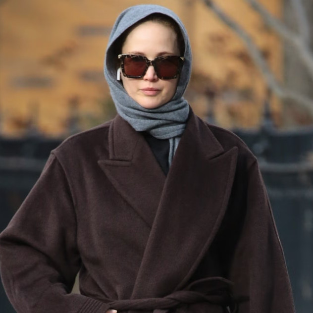 5 updated τρόποι για να φορέσετε το κασκόλ σας όπως οι fashionistas