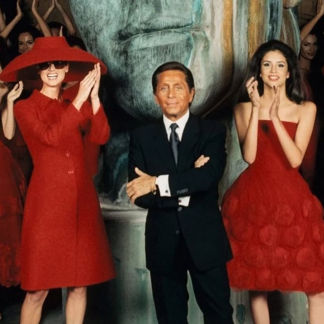 Valentino Garavani: Το GLOW.GR αποχαιρετά τον τελευταίο των μεγάλων μόδιστρων