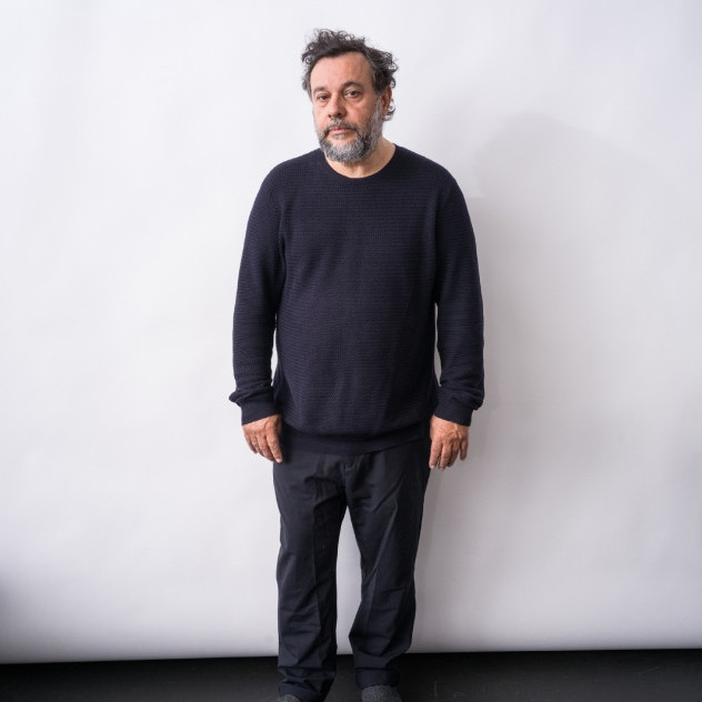 Μια ενδιαφέρουσα συζήτηση με τον Bill Georgoussis για την αναδρομική του έκθεση “Push Plus One” στη Λέσβο