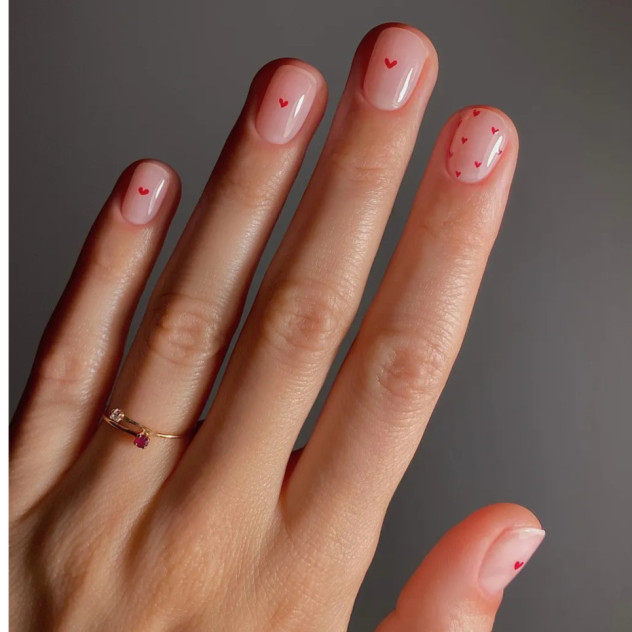 Τα πιο ρομαντικά Valentine's Day nails που πραγματικά θα ερωτευτείτε