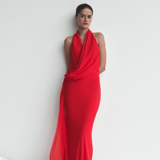 Τα φορέματα από τα Zara που θα γίνουν οι μόνες επιλογές της άνοιξης