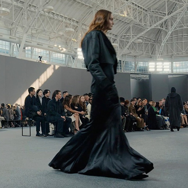 Fall/Winter 2026: Η Max Mara επαναπροσδιορίζει τη σύγχρονη γυναίκα μέσα από τη νέα της συλλογή