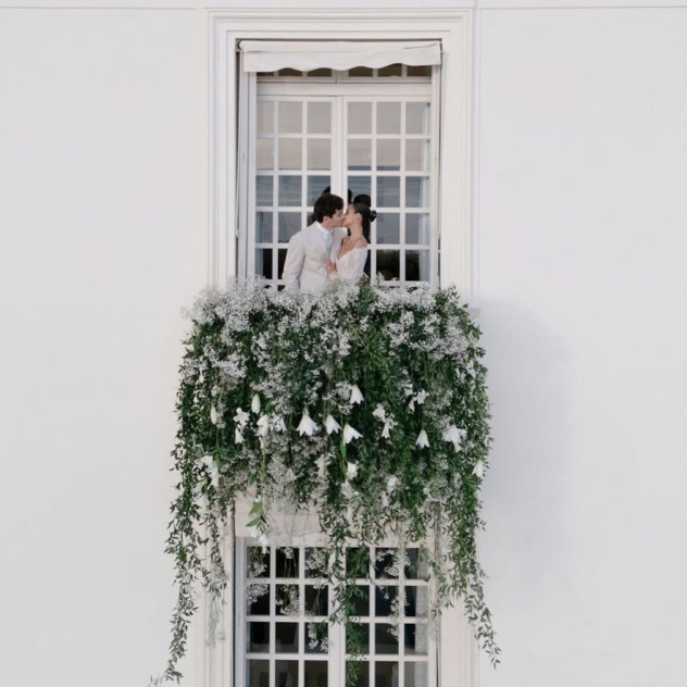 Ο λαμπερός γάμος του Charles Leclerc και της Alexandra Saint-Mleux στο Μονακό: Η Ferrari του ’57 και οι ρομαντικές στιγμές