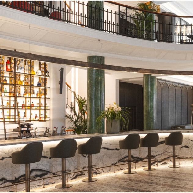 Στο ιστορικό κτίριο Ρούσβελτ ανοίγει τις πόρτες του το πολυαναμενόμενο Clochard by Alpha