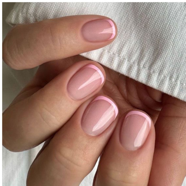 Είστε λάτρεις των minimal νυχιών; 8 ιδέες που είναι οτιδήποτε εκτός από βαρετές