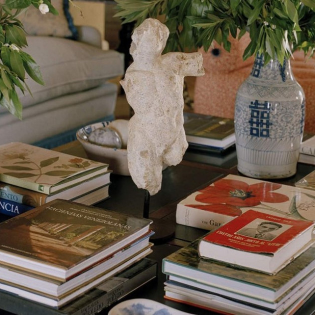 Elevated Living: Τα 5 νέα table books που θα ανανεώσουν με μια κίνηση το σαλόνι σας