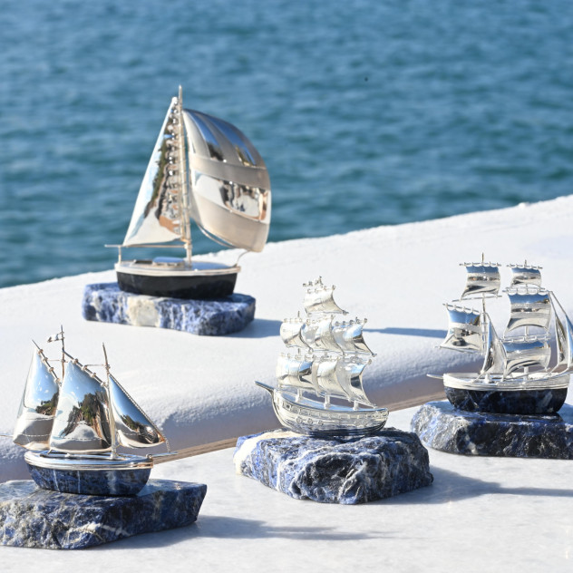 Το Μουσείο Κοσμήματος Ηλία Λαλαούνη γιορτάζει 30 χρόνια με μια έκθεση για την Τέχνη της φιλοξενίας