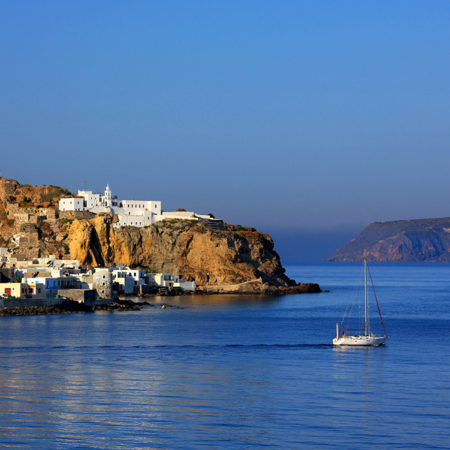 Το ελληνικό νησί που εκθρονίζει τη Σαντορίνη σύμφωνα με τους Γάλλους