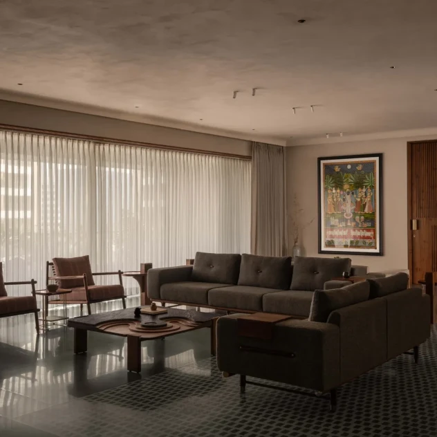 Το σπίτι στη Surat που συνδυάζει την παραδοσιακή ινδική αρχιτεκτονική με το σύγχρονο design