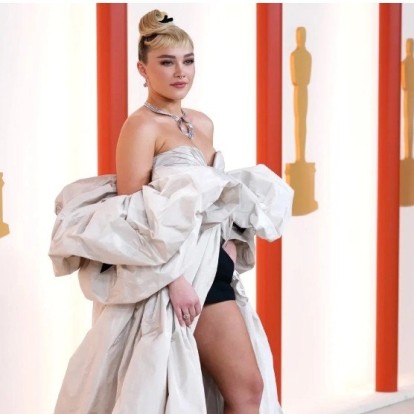 Oscars 2023: Tα φορέματα που ξεχώρισαν στο red carpet 