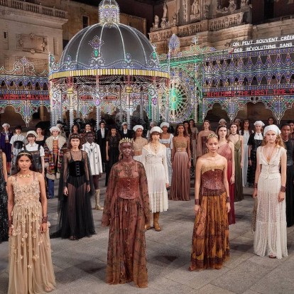 Ο Dior θα παρουσιάσει την Pre-fall 2023 collection του στο μνημείο της «Πύλης της Ινδίας» στη Βομβάη