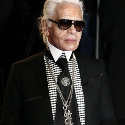 Karl Lagerfeld: Για πρώτη φορά παρουσιάζονται ακυκλοφόρητα σχέδια του designer 