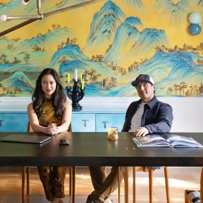 Μυηθείτε στην creative κατοικία των κινηματογραφιστών Elizabeth Chai Vasarhelyi και Jimmy Chin στο Manhattan