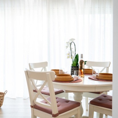 Ένα ροζ σπίτι που θα σας συναρπάσει στα Νότια Προάστια της Αθήνας